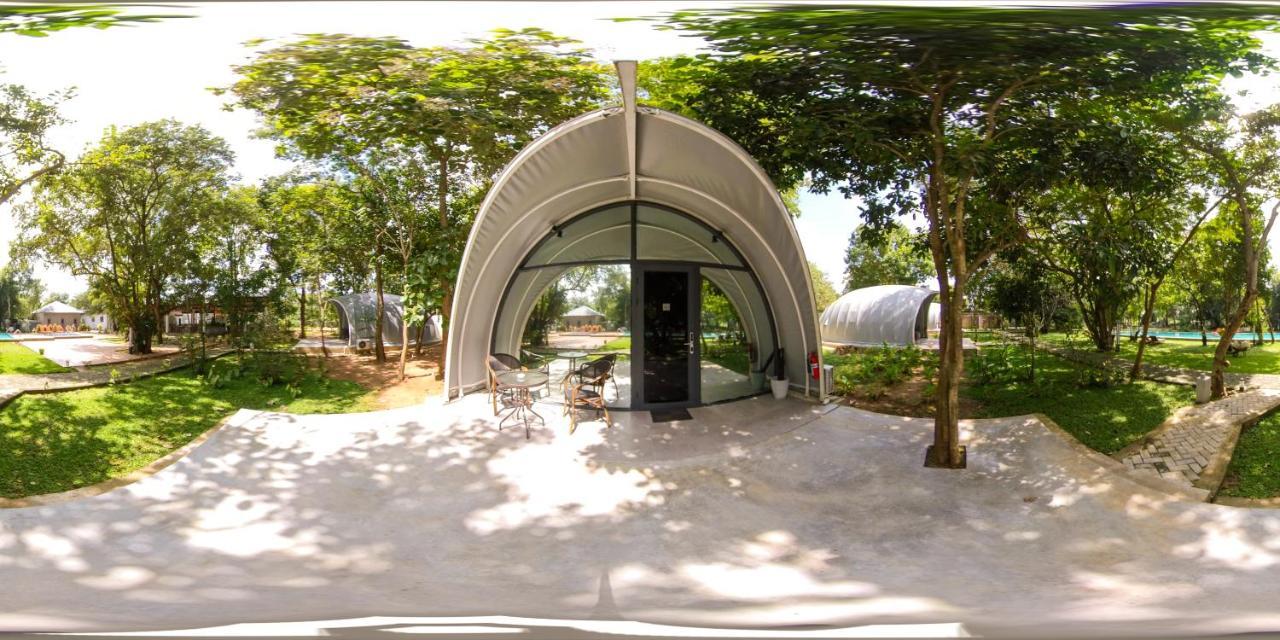 Nivadoo Resort Sigiriya Exterior photo The "Bubble"