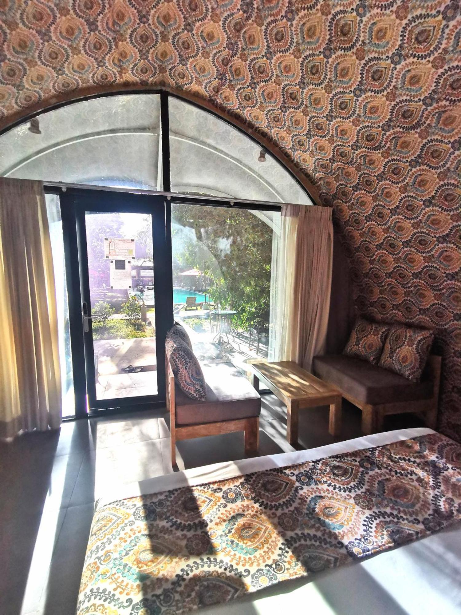 Nivadoo Resort Sigiriya Exterior photo A room at the hotel